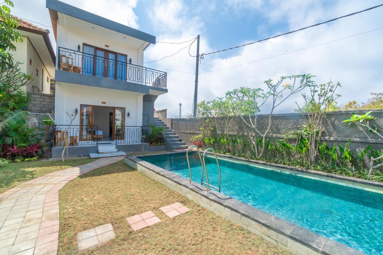 Wooden Puri Guesthouse Uluwatu Екстериор снимка