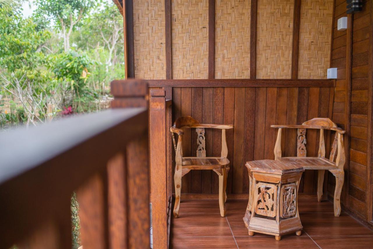 Wooden Puri Guesthouse Uluwatu Екстериор снимка