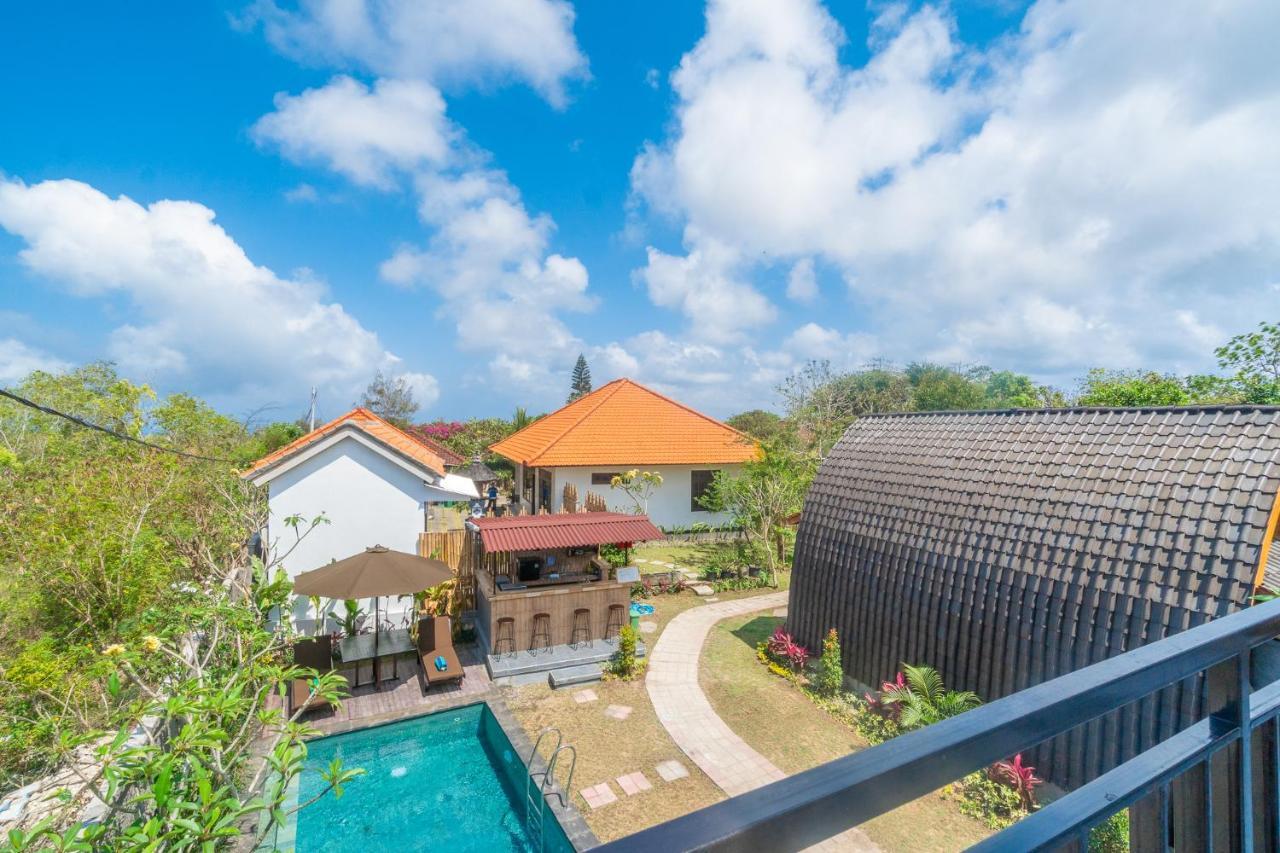 Wooden Puri Guesthouse Uluwatu Екстериор снимка
